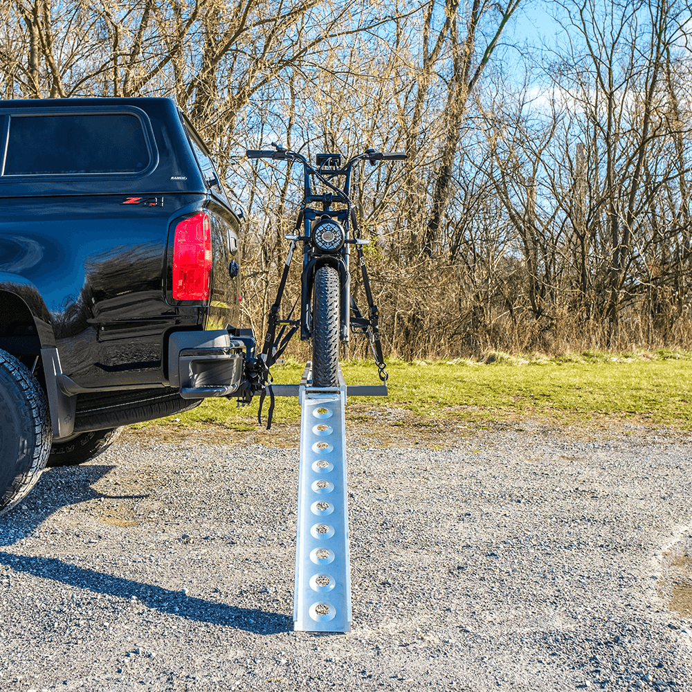 Hitch-Mounted Carrier Roll Road  DURABLE CONSTRUCTION